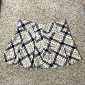 Forever 21 Beige and Black tones Plaid School-Girl Mini Skirt Size M